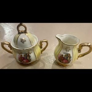 Vintage sugar and creamer set